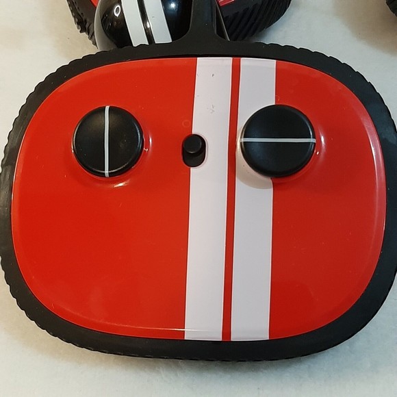 Sharper Image Road Rage RC Speed Bumper Cars Mini Remote Controlled Ejector Men - Picture 6 of 12